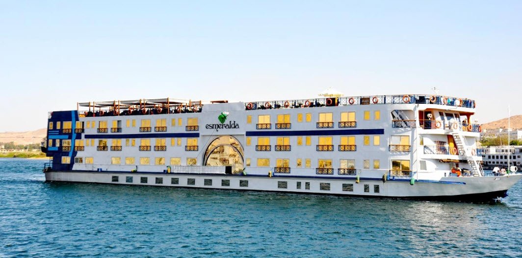 Nile River Cruises, Between Luxor & Aswan, Egypt